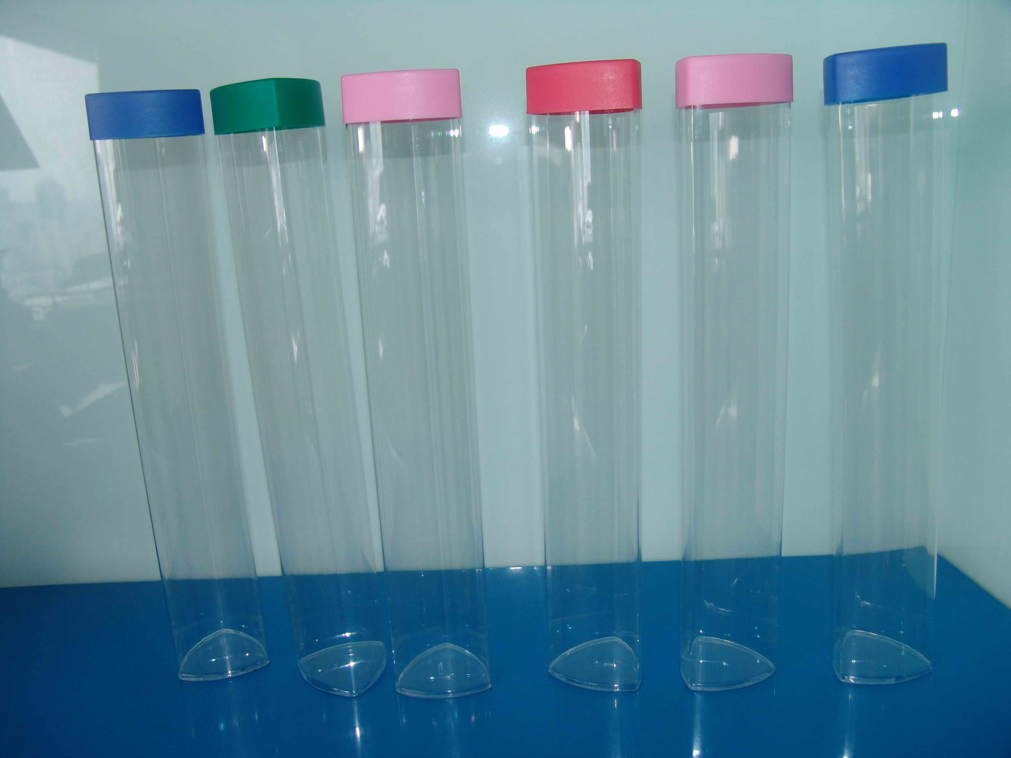 clear triangle tubes,triangle plastic tubes,triangel packaging tubes